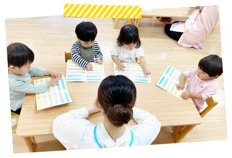 幼児教室の特徴,本の読み聞かせ